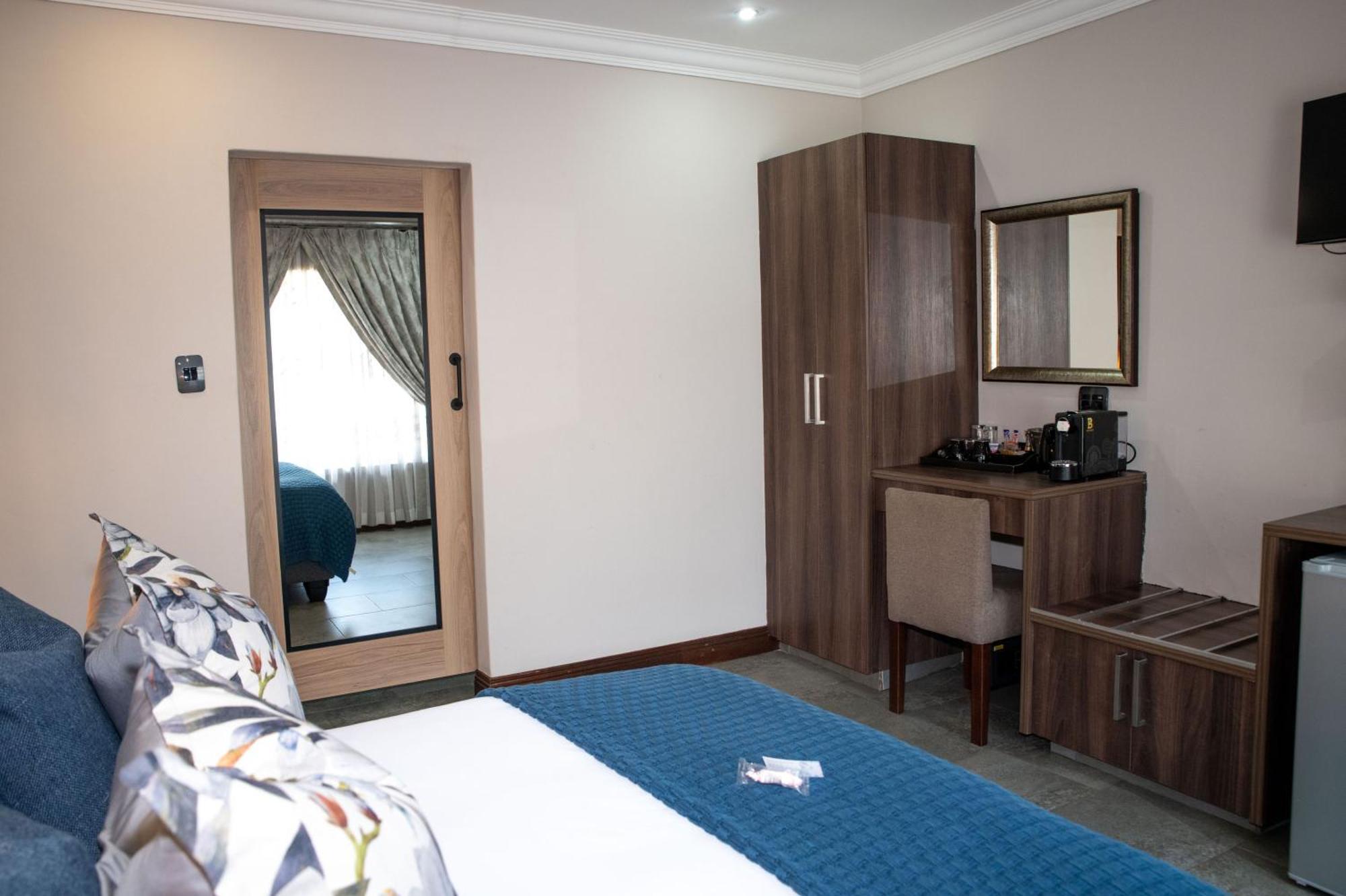 Iso'Bella Vita Guesthouse Phalaborwa Habitación foto